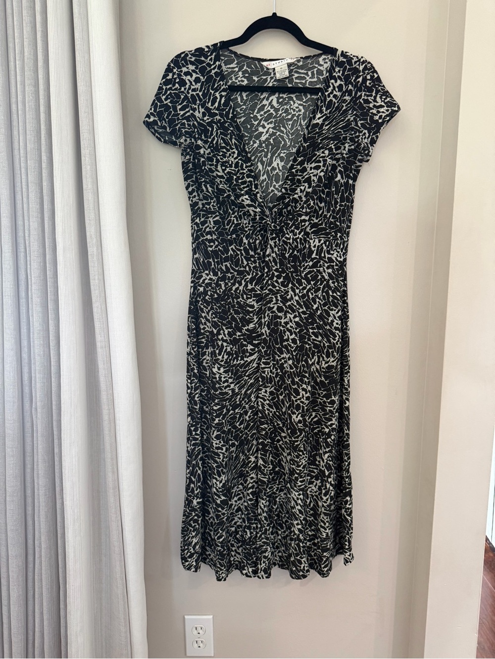 Aa Studio Black and White V-Neck Dress